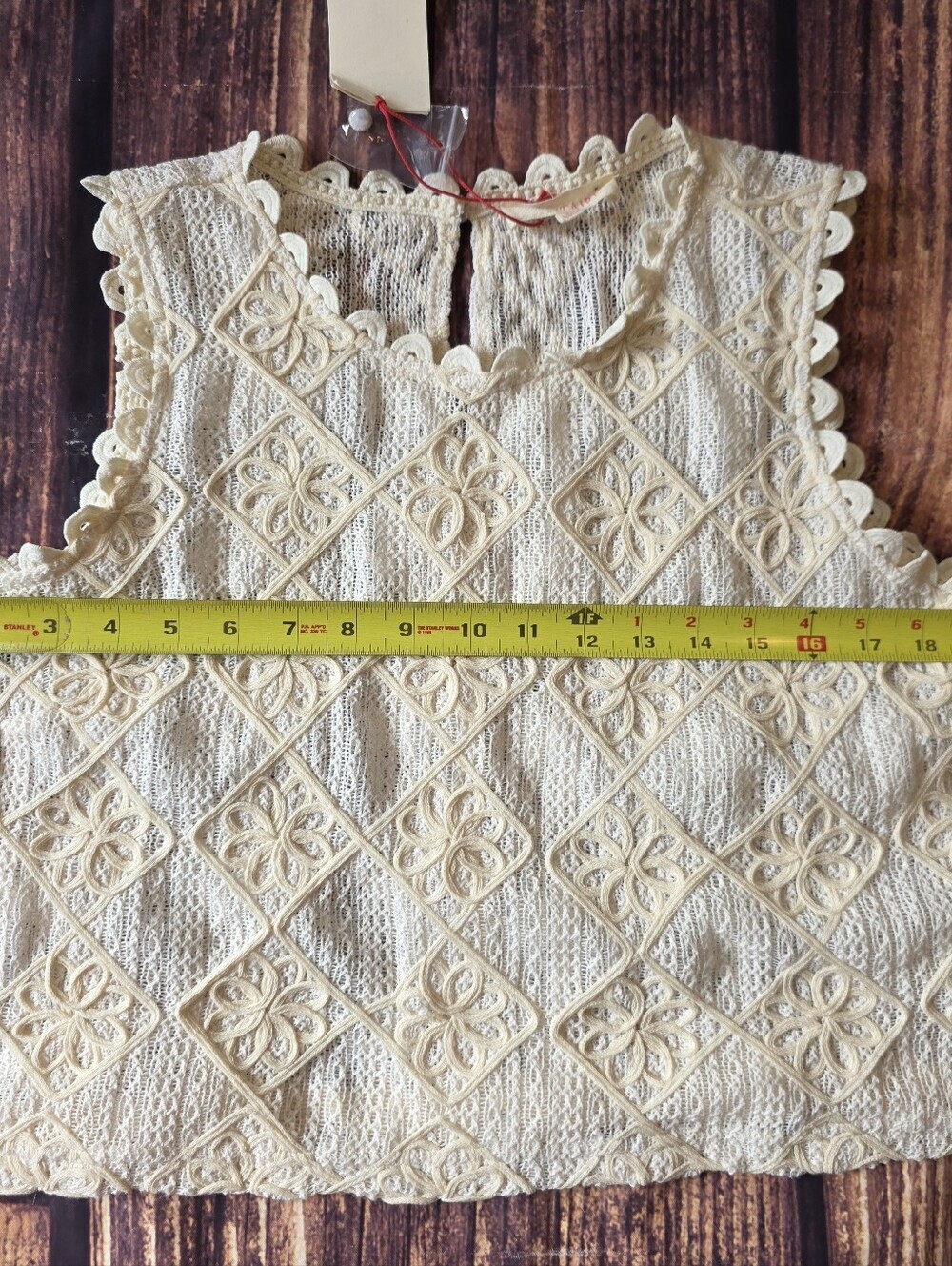 Solitaire Size Large Crochet Crop Feminine Sleeveless Boho Cottage Top New Tag - Picture 10 of 10